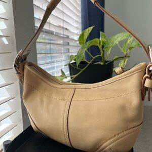 Coach Vintage Camel Shoulder Bag